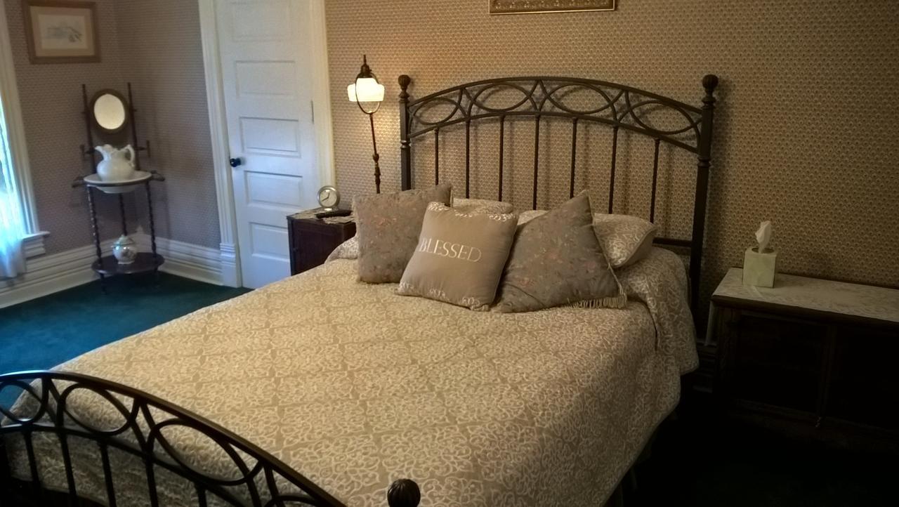 Innisfree Bed & Breakfast South Bend Bagian luar foto